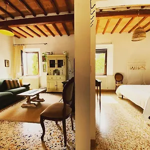 Apartment Dimora Del Poggio - Charming Historic Centre -, San Quirico dʼOrcia